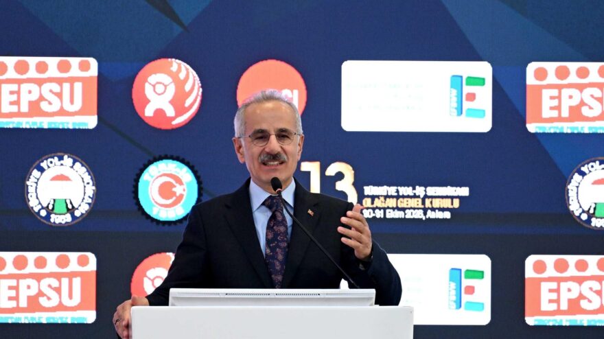 Bakan Uraloğlu: Ülkemizi küresel ölçekte daha etkin ve rekabetçi bir konuma taşıyacağız